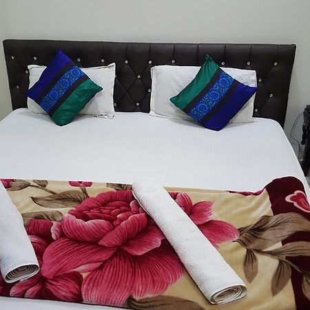 Hotel Ramneek 阿姆利则 外观 照片